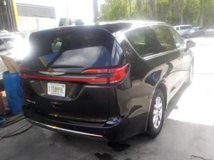 CHRYSLER PACIFICA TOURING L - 2