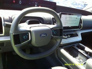 FORD EXPEDITION ACTIVE - 8