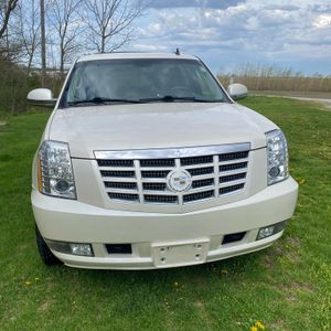 CADILLAC ESCALADE ESV LUXURY - 8