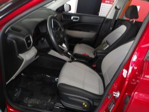 HYUNDAI VENUE SEL - 3