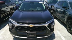 2025 Chevrolet TRAX LT — фото 19