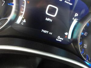 CHRYSLER PACIFICA TOURING L - 5