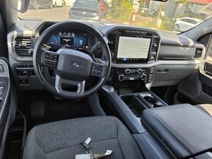 FORD F-150 XLT - 4