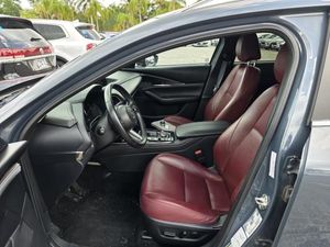 صورة 3 لـ 2025 Mazda CX-30 2.5 S CARBON EDITION