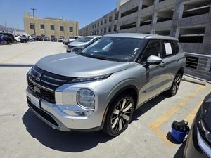 صورة 1 لـ 2025 Mitsubishi OUTLANDER SE