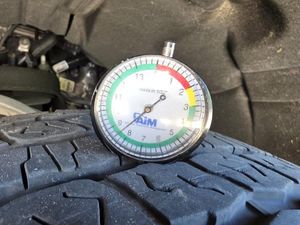 CHEVROLET SUBURBAN Z71 - 10