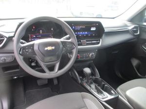 صورة 4 لـ 2025 Chevrolet TRAILBLAZER LT