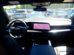 CHEVROLET SUBURBAN Z71 - 4