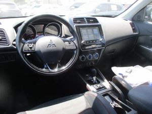 2025 Mitsubishi OUTLANDER SPORT SE — фото 4