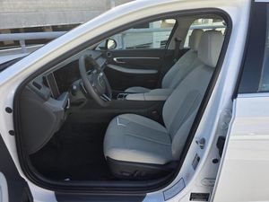 HYUNDAI SONATA SEL - 3