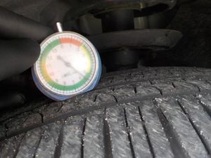 CHRYSLER PACIFICA LIMITED - 8