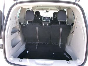 CHRYSLER PACIFICA TOURING L - 6