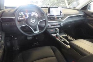 صورة 4 لـ 2025 Nissan ALTIMA SV