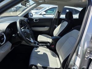 HYUNDAI VENUE LIMITED - 3