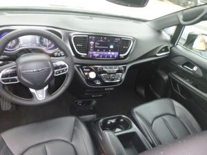 CHRYSLER PACIFICA SELECT - 4