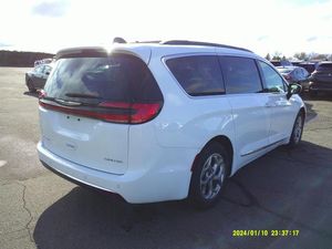 CHRYSLER PACIFICA LIMITED - 2