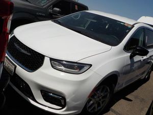 CHRYSLER PACIFICA TOURING L - 1