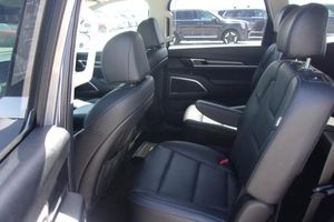 صورة مصغرة 12 لـ 2025 KIA TELLURIDE S