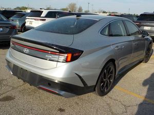 HYUNDAI SONATA SEL - 2