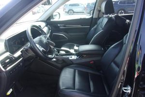 2025 KIA TELLURIDE S photo 3