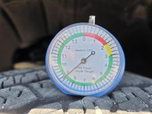 CHEVROLET SUBURBAN - 9