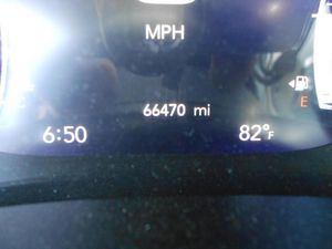 CHRYSLER PACIFICA TOURING L - 5