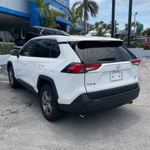 صورة 3 لـ 2025 Toyota RAV4 HYBRID XLE