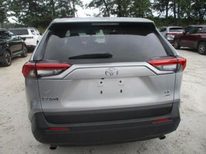 صورة مصغرة 23 لـ 2025 Toyota RAV4 LE