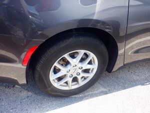 CHRYSLER PACIFICA TOURING L - 9