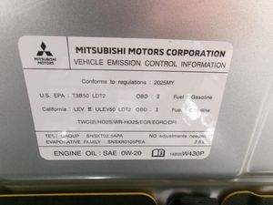 2025 Mitsubishi OUTLANDER SE thumbnail 18