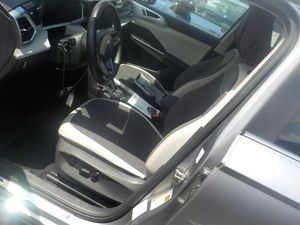2025 Volkswagen TAOS SE 照片 3