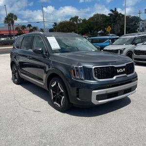 KIA TELLURIDE EX - 7
