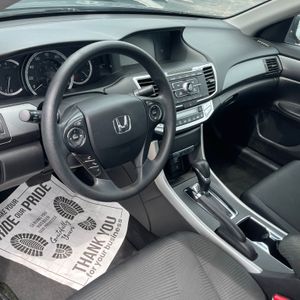 2015 Honda ACCORD LX — миниатюра 28