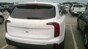 2025 KIA TELLURIDE S thumbnail 24