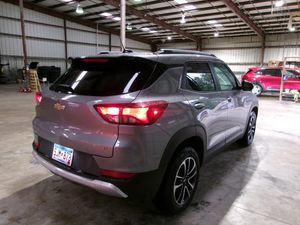 2025 Chevrolet TRAILBLAZER LT photo 2