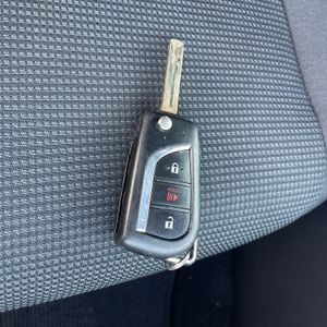 صورة مصغرة 43 لـ 2021 Toyota RAV4 LE