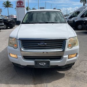 Ford Explorer XLT - 8
