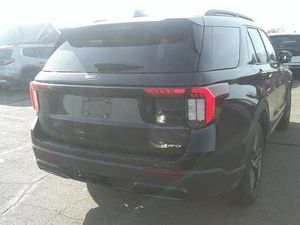 FORD EXPLORER ST-LINE - 2
