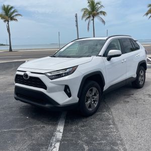 صورة 1 لـ 2025 Toyota RAV4 HYBRID XLE