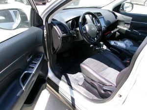 صورة 3 لـ 2025 Mitsubishi OUTLANDER SPORT SE