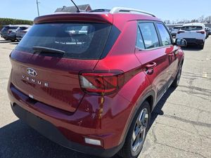 HYUNDAI VENUE LIMITED - 2