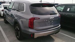 صورة مصغرة 28 لـ 2025 KIA TELLURIDE S