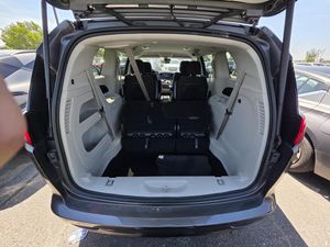 CHRYSLER VOYAGER LX - 6