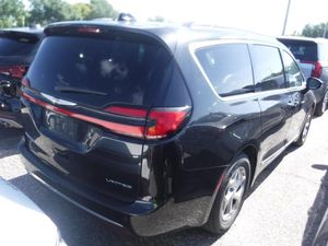 CHRYSLER PACIFICA LIMITED - 2