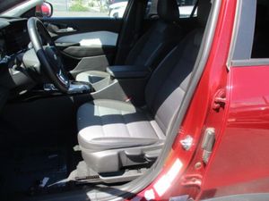 2025 Chevrolet TRAX LT 照片 3