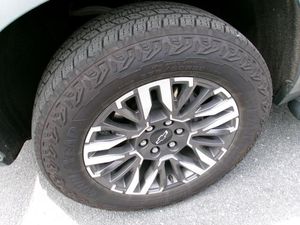 CHEVROLET SUBURBAN Z71 - 8