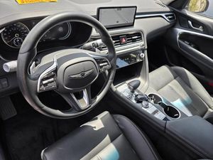 2025 Genesis G70 2.5T — фото 4