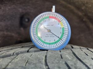 CHRYSLER VOYAGER LX - 9