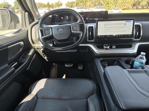 FORD EXPEDITION PLATINUM - 4