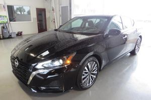 صورة 1 لـ 2025 Nissan ALTIMA SV